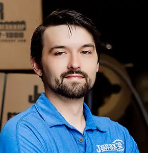 Head shot of Madden-Sommers-@-Jerry's-Sawmill-Supplies