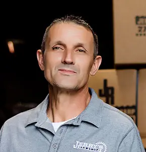 Head shot of Robert-Sommers-@-Jerry's-Sawmill-Supplies